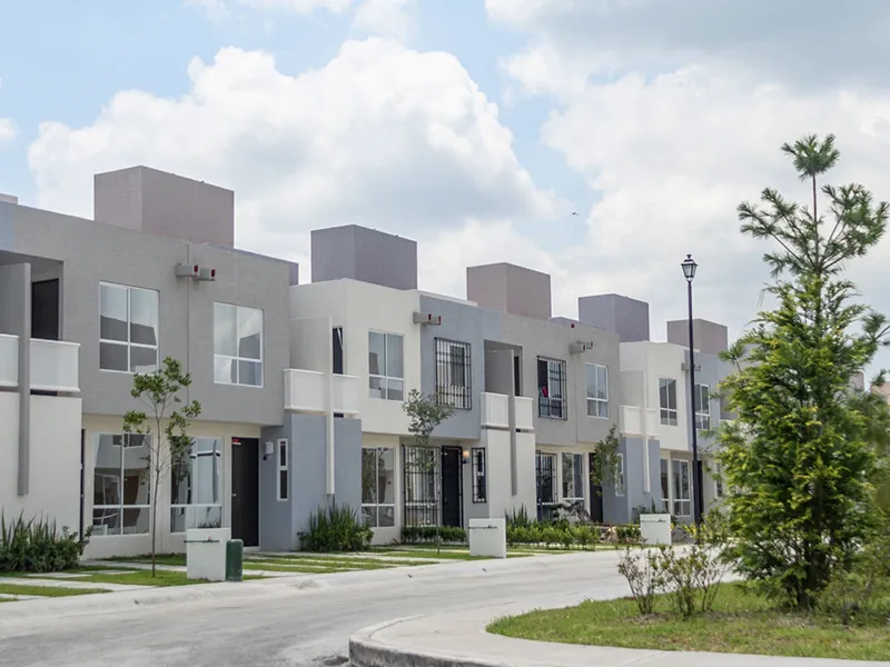 Fachada de la Casa Modelo Olivos de 66 m² en La Florida II